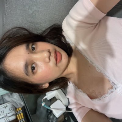 seiyah025's profile picture. leche 3rd year na