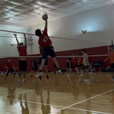 wrxskb's profile picture. Class of 2028, VHS 🎓 5’9 outside hitter