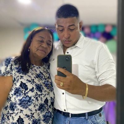 RoqueCa16073199's profile picture. servidor público, subintendente de la policía nacional 👮🏽 amor por la ortografía 😉