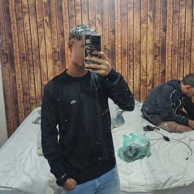 traio o mundo mas nao vou me trair, derrubo quem for mas nao aceito cair