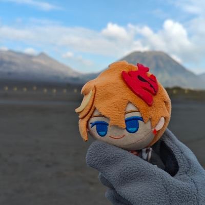 MoonalIght3's profile picture. Childe Lover! 😎😎😎