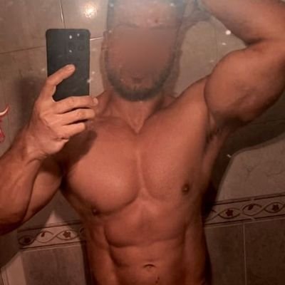 bull con algunos años de experiencia
en ocasiones he grabado contenido explícito