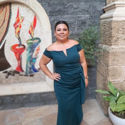 Big Sister | PhD in Education 🎓 | EdTech Integration Specialist 💻 | Education Projects Manager @NASR_LB 💡| I love reading 📖 | Proudly Lebanese 🇱🇧 |