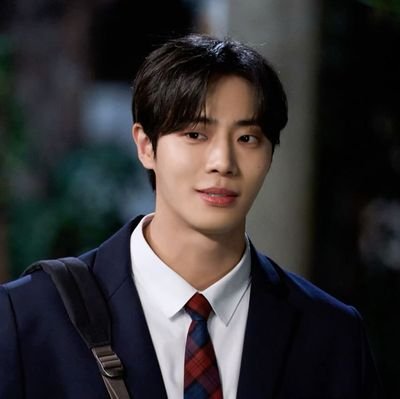 (Fake Account/Roleplayer) Actor Choo Youngwoo▫️born in 99 #nsa
