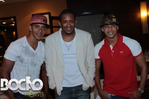 Um Fã Club Oficializado por @_AlexMax @DrackSaiddy @RafaRafiusk . Siga a dona do fã club @Nhaty_Renata ! Kekeisso