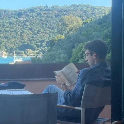 Public policy, politics & history. Currently wrapping it @Lsegovernment 🦫 Soon working on EU social policy | Se le cose non le dici, non succedono 🇵🇸🇺🇦