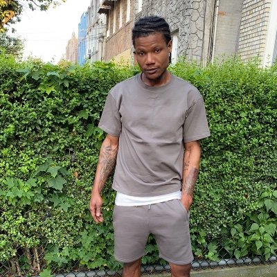 nazzybadd66697's profile picture. 