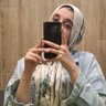shahenda63's profile picture. Kinda here, kinda not