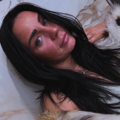 misseringee's profile picture. it could be better now ✨