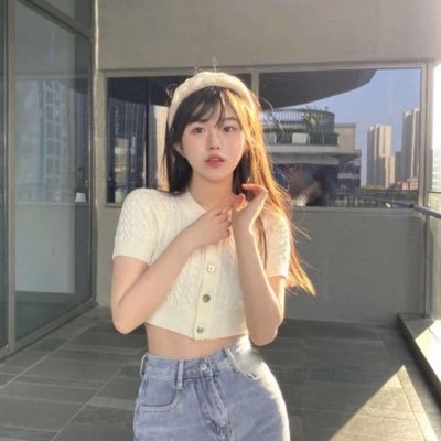 CnLbGQ9vGq2US's profile picture. 