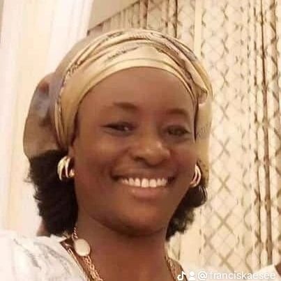 An Uppity African, WEAK #BlackWomen. For a Human Rights Led #Development.
#InternationalLaw: STFU and Arm yourself.
Extrêmement Mal à ma #Négritude.