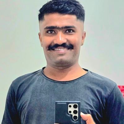 “लफ्जों” का इस्तेमाल हिफाज़त से कीजिये
ये “परवरिश” का बेहतरीन सबूत होते हैं!!
