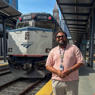 Dad. Autistic. Advocate. Published Portrait Photographer. I help keep things safe at @Amtrak. RT ≠ Endorsements. Tweets ≠ Employer Views.