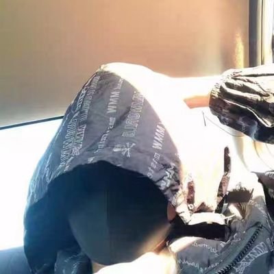 tony23012's profile picture. 