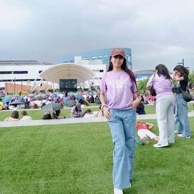 jhonalyn235473's profile picture. multi stan
💜🧡💙🖤💓🖤