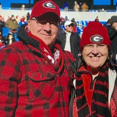 Maker of Wreaths of all occasions.. Massive Georgia Bulldawg fan