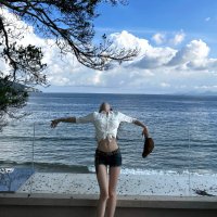 BreezyElla (@gxizjqwe) 's Twitter Profile