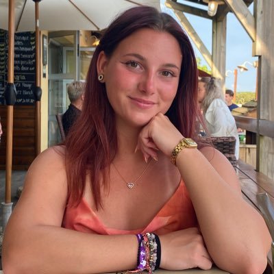 leonielhm's profile picture. - 23 :) - Arnaud ❤️ - Maîtresse Léonie 🌸