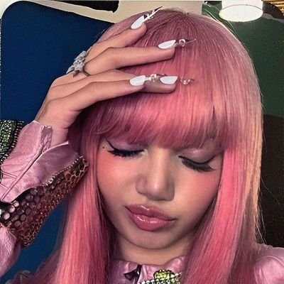 kistchpink's profile picture. Just an acc for my musical taste
