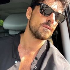 تكتمل حياتنا بـ أشياء و تختفي بـ أخرى ، ليست مسألة حظ أو ما شابه ، إنما أقدار ، يعطي اللّه لكل ذي حقٍ حقه ، فـ الحمدلله دائماً