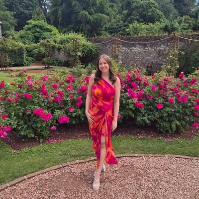 _ChelseaHarris's profile picture. 30 • insta: chelsharris