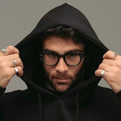 HasanAbi Updates Profile