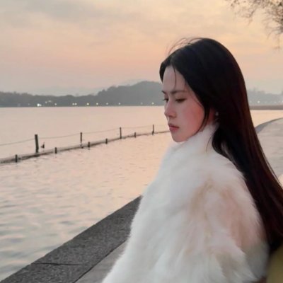 Travelling, Fishing, Swimming and exploring cultures. I believe in empowering others, sharing knowledge. No porn, Open DM'🥰