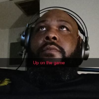 Gamer..father..single..get my money and laid back.