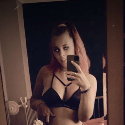 PaigeHelenxo's profile picture. https://t.co/M71JZjkyJt