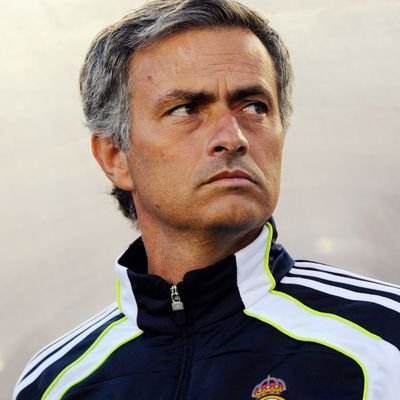 Informático. UEFA Pro. Entrenador de porteros. Readaptados físico*.
Madridista de izquierdas, para que me odie todo el mundo posible.