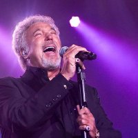 Tom Jones (@sirtomjonepv) 's Twitter Profile
