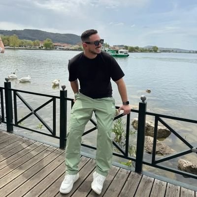 beask38's profile picture. 