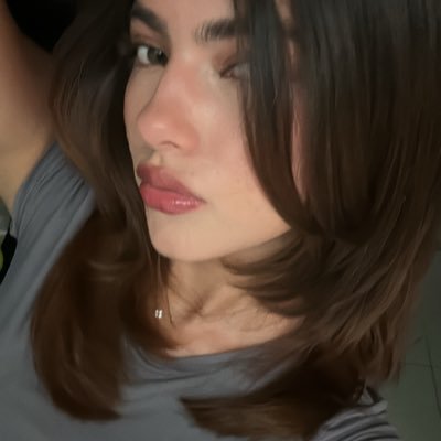valenciaa_nv Profile Picture