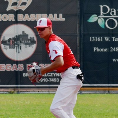 BradyBrown_12's profile picture. 