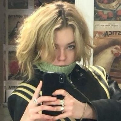 batgirlvr's profile picture. lois lane thinker