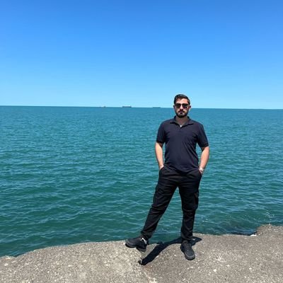 SRHT_YALCIN31's profile picture. Şahsına münhasır:)
OMÜ

Arapça Tercüman 

في البداية الأصدقاء ، ثم الطريق