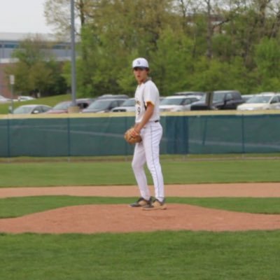 SHS 2027 | OF/RHP | 6’ 1” 160 | 3.5 GPA jackson.young2709@gmail.com | AGTG