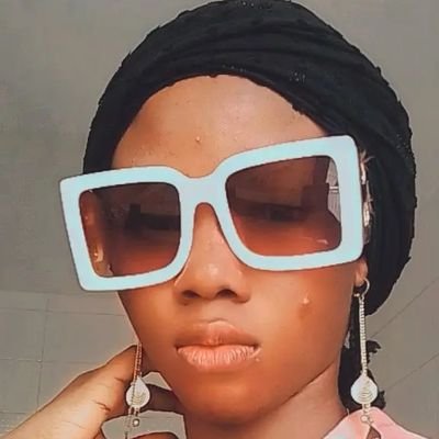 demilade1924's profile picture. 