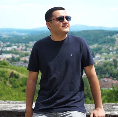 Shosseini93's profile picture. Jack of all trades, Master of none!