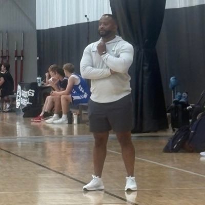 God first!🏀 #USABYouth license basketball Coach. Grand Rapids Storm basketball. Educator and varsity bball coach