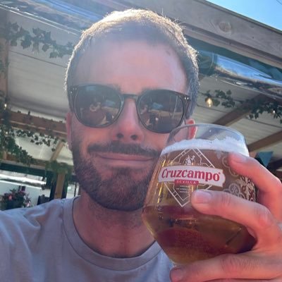 CashmereKnits's profile picture. UP THE COUNTY. Forever. 🔶⬛️