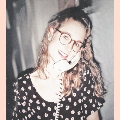 poet | former 🇺🇸expat in 🇩🇪 | ed. @literarymama | Irish nostalgia | writes mothers & exile | @poetrymagazine | BA Chicago, MA MiamiOH, PhD UWMilw