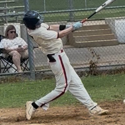 rylan_baseball's profile picture. | middle infielder | outfielder | 6ft | 145lbs | | 3.0 gpa | | 2026 |