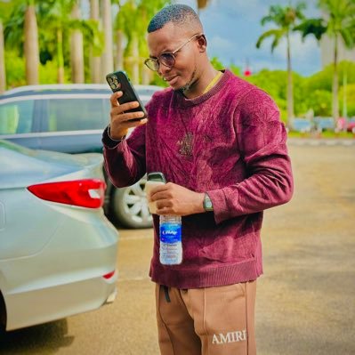Product & real estate Photographer| Portraits Sessions |Videographer 👌 Drop a DM for bookings 📧 luckyanointed@gmail.com