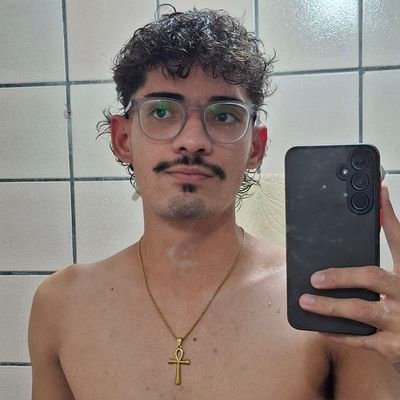 lovatic, black star, warrior, halseyfan e metaleiro| INFP-T |
IG e TikTok: vinissin_souza