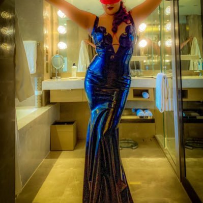 🏴 🇭🇰Eurasian 混血兒 .香港. 中文/英文. Lifestyle Domme 24/7 . Place to explore my passion in Kink, blogging , photos, reviews and all things femdom !