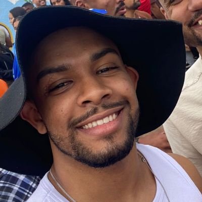 _mbreno_'s profile picture. 