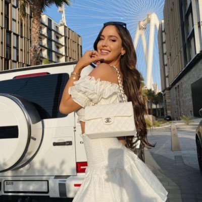 I’m caring and honest lady I’m a billionaire I came from a wealthy family. I came here to help the poor in any situation. I’m not here for relationship.