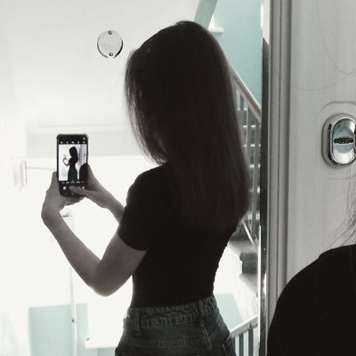 ૮₍˶ •. • ⑅₎ა ♡ 19 ・ enfp ・ film student • 𝘪 𝘸𝘢𝘯𝘵 𝘵𝘰 𝘴𝘦𝘦 𝘵𝘩𝘦 𝘸𝘰𝘳𝘭𝘥 ꣑୧ https://t.co/VZegQ1XBHH