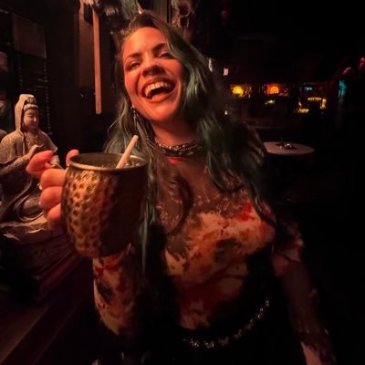 vaginabendr's profile picture. just here to goof